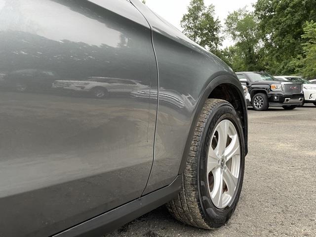 Used Mercedes-benz Glc GLC 300 2018 | Blasius Federal Road. Brookfield, Connecticut Used Mercedes-benz Glc GLC 300 2018 | Blasius Federal Road. Brookfield, Connecticut