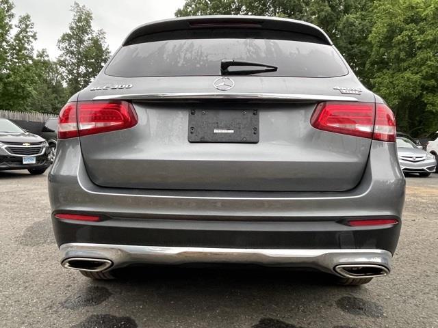 Used Mercedes-benz Glc GLC 300 2018 | Blasius Federal Road. Brookfield, Connecticut Used Mercedes-benz Glc GLC 300 2018 | Blasius Federal Road. Brookfield, Connecticut