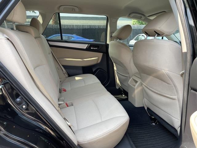 Used Subaru Outback 2.5i 2017 | Blasius Federal Road. Brookfield, Connecticut Used Subaru Outback 2.5i 2017 | Blasius Federal Road. Brookfield, Connecticut