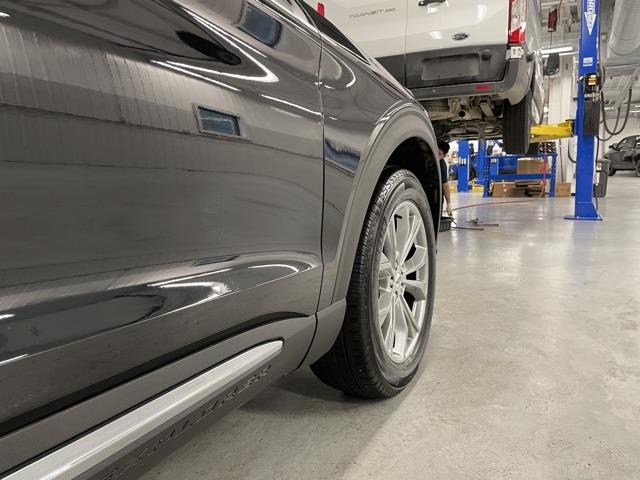 Used Ford Explorer XLT 2020 | Blasius Federal Road. Brookfield, Connecticut Used Ford Explorer XLT 2020 | Blasius Federal Road. Brookfield, Connecticut