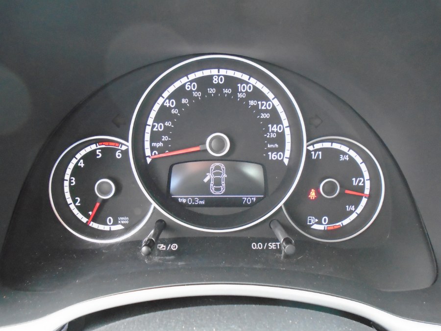 2014 Volkswagen Beetle Coupe 2dr DSG 2.0L TDI w/Sun/Sound/Nav, available for sale in Waterbury, Connecticut | Jim Juliani Motors. Waterbury, Connecticut 2014 Volkswagen Beetle Coupe 2dr DSG 2.0L TDI w/Sun/Sound/Nav, available for sale in Waterbury, Connecticut | Jim Juliani Motors. Waterbury, Connecticut