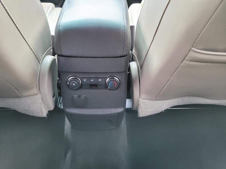Used Ford Explorer 4WD 4dr XLT 2015 | Affordable Motors Inc. Bridgeport, Connecticut Used Ford Explorer 4WD 4dr XLT 2015 | Affordable Motors Inc. Bridgeport, Connecticut
