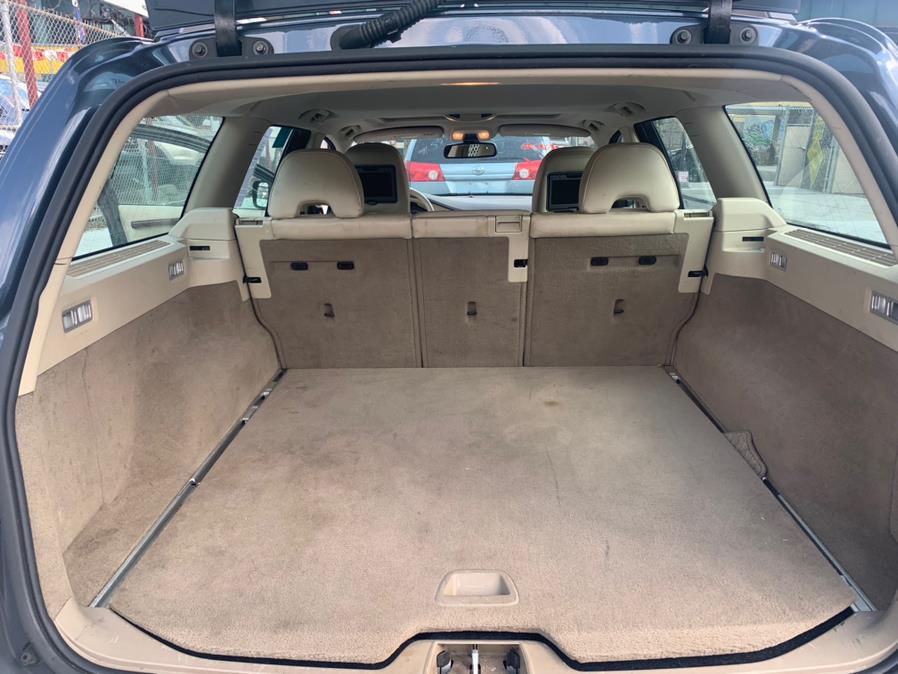 2008 Volvo XC70 4dr Wgn w/Snrf, available for sale in Brooklyn, New York | Atlantic Used Car Sales. Brooklyn, New York 2008 Volvo XC70 4dr Wgn w/Snrf, available for sale in Brooklyn, New York | Atlantic Used Car Sales. Brooklyn, New York