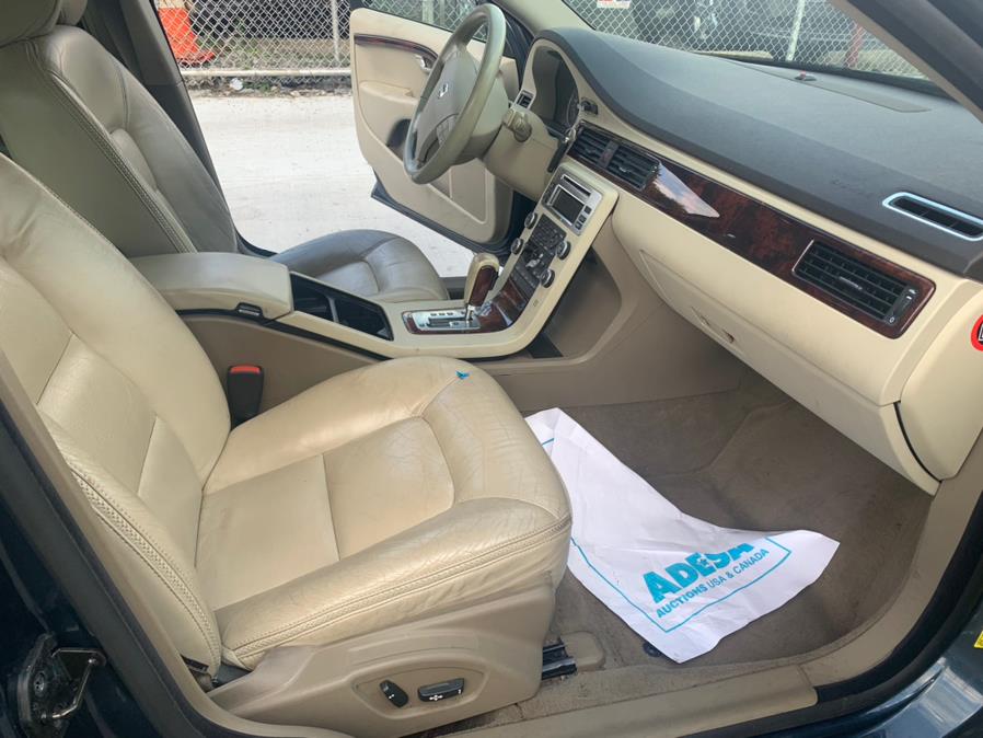 2008 Volvo XC70 4dr Wgn w/Snrf, available for sale in Brooklyn, New York | Atlantic Used Car Sales. Brooklyn, New York 2008 Volvo XC70 4dr Wgn w/Snrf, available for sale in Brooklyn, New York | Atlantic Used Car Sales. Brooklyn, New York