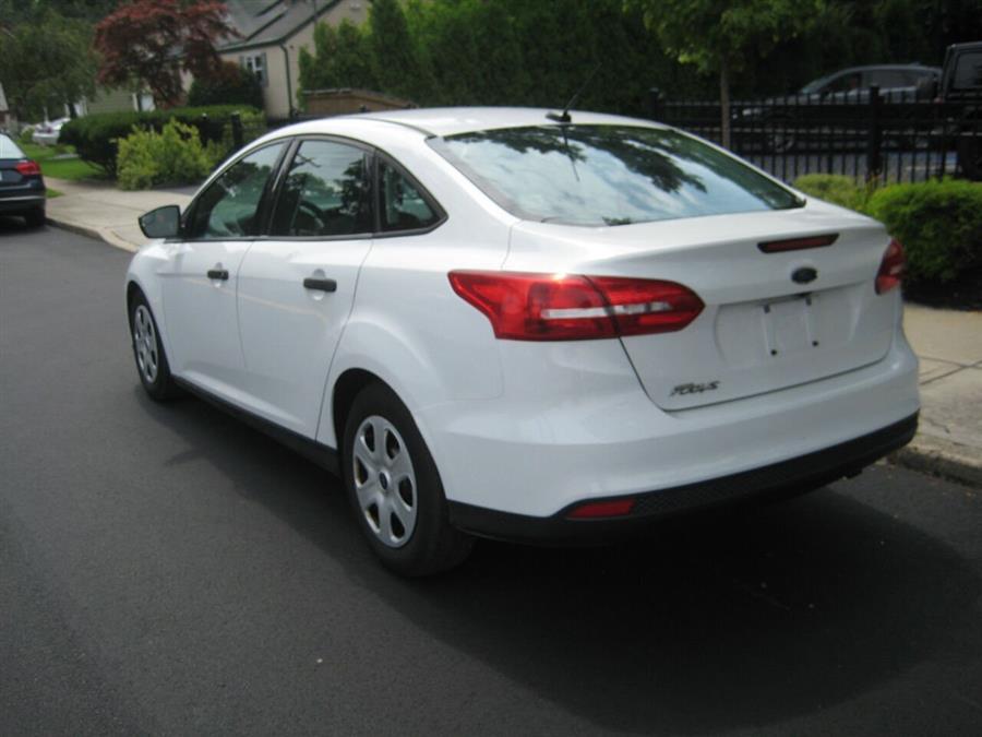2015 Ford Focus S 4dr Sedan, available for sale in Massapequa, New York | Rite Choice Auto Inc.. Massapequa, New York 2015 Ford Focus S 4dr Sedan, available for sale in Massapequa, New York | Rite Choice Auto Inc.. Massapequa, New York