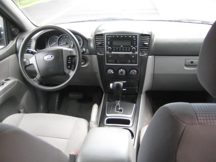 2009 Kia Sorento LX 4x4 4dr SUV, available for sale in Massapequa, New York | Rite Choice Auto Inc.. Massapequa, New York 2009 Kia Sorento LX 4x4 4dr SUV, available for sale in Massapequa, New York | Rite Choice Auto Inc.. Massapequa, New York