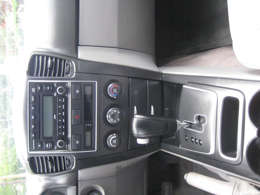 2009 Kia Sorento LX 4x4 4dr SUV, available for sale in Massapequa, New York | Rite Choice Auto Inc.. Massapequa, New York 2009 Kia Sorento LX 4x4 4dr SUV, available for sale in Massapequa, New York | Rite Choice Auto Inc.. Massapequa, New York