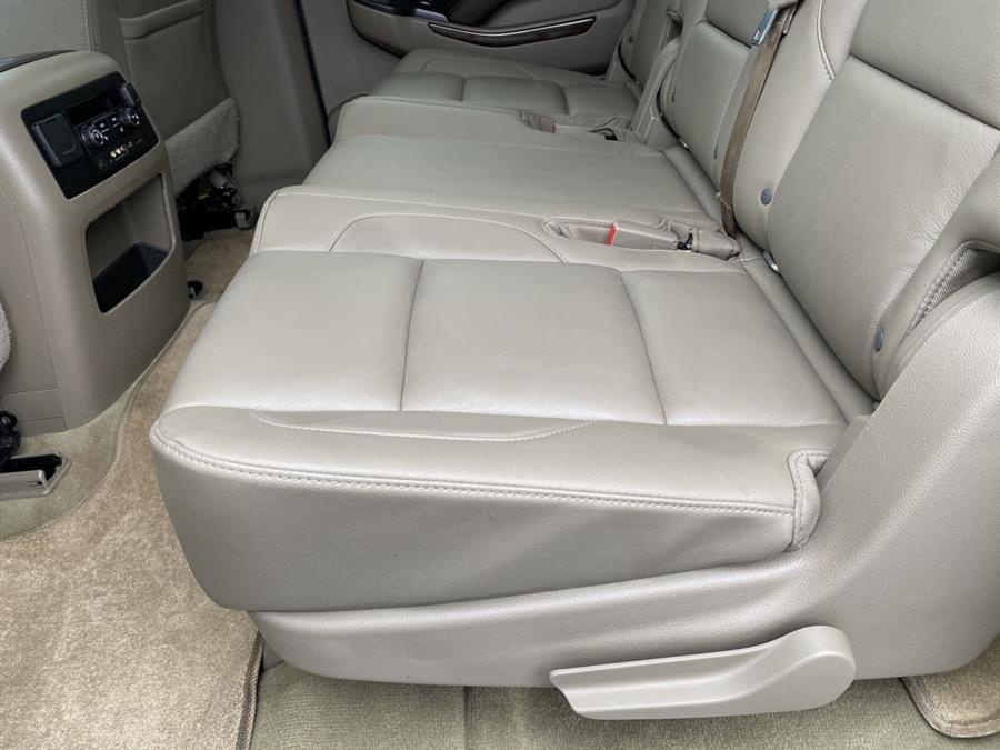 Used Chevrolet Suburban LT 1500 4x4 4dr SUV 2016 | Elite Imports LLC. West Chester, Ohio Used Chevrolet Suburban LT 1500 4x4 4dr SUV 2016 | Elite Imports LLC. West Chester, Ohio