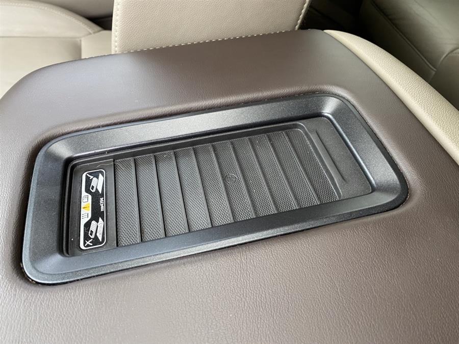 Used Chevrolet Suburban LT 1500 4x4 4dr SUV 2016 | Elite Imports LLC. West Chester, Ohio Used Chevrolet Suburban LT 1500 4x4 4dr SUV 2016 | Elite Imports LLC. West Chester, Ohio