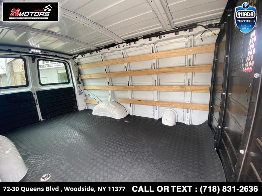 Used GMC Savana Cargo Van RWD 2500 135" 2019 | 26 Motors Queens. Woodside, New York Used GMC Savana Cargo Van RWD 2500 135" 2019 | 26 Motors Queens. Woodside, New York