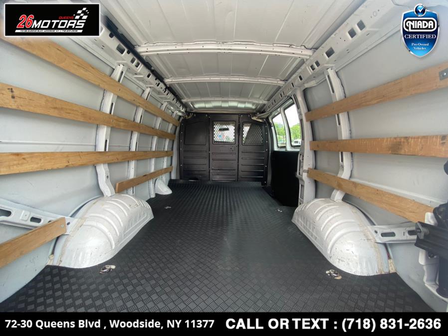 Used GMC Savana Cargo Van RWD 2500 135" 2019 | 26 Motors Queens. Woodside, New York Used GMC Savana Cargo Van RWD 2500 135" 2019 | 26 Motors Queens. Woodside, New York