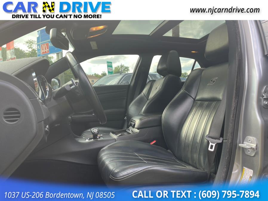 Used Chrysler 300 S V6 AWD 2014 | Car N Drive. Bordentown, New Jersey Used Chrysler 300 S V6 AWD 2014 | Car N Drive. Bordentown, New Jersey