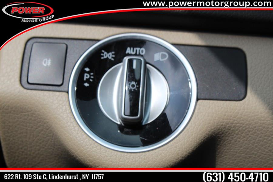 Used Mercedes-Benz C-Class 4dr Sdn C300 Luxury 4MATIC 2014 | Power Motor Group. Lindenhurst, New York Used Mercedes-Benz C-Class 4dr Sdn C300 Luxury 4MATIC 2014 | Power Motor Group. Lindenhurst, New York