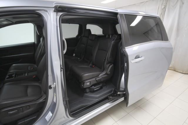 Used Honda Odyssey Touring w/ Navi, RES & rearCam 2018 | Car Revolution. Maple Shade, New Jersey Used Honda Odyssey Touring w/ Navi, RES & rearCam 2018 | Car Revolution. Maple Shade, New Jersey