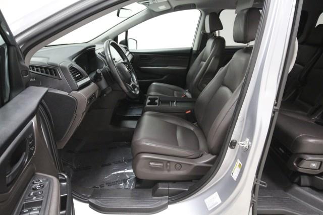 Used Honda Odyssey Touring w/ Navi, RES & rearCam 2018 | Car Revolution. Maple Shade, New Jersey Used Honda Odyssey Touring w/ Navi, RES & rearCam 2018 | Car Revolution. Maple Shade, New Jersey