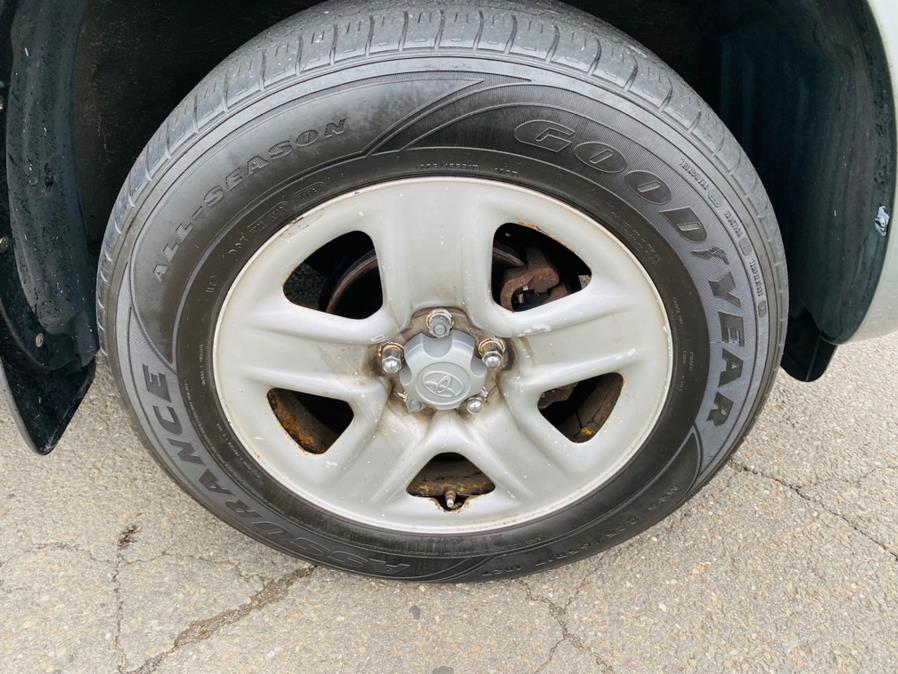 Used Toyota RAV4 4dr Base 4-cyl 4WD 2006 | Supreme Automotive. New Britain, Connecticut Used Toyota RAV4 4dr Base 4-cyl 4WD 2006 | Supreme Automotive. New Britain, Connecticut