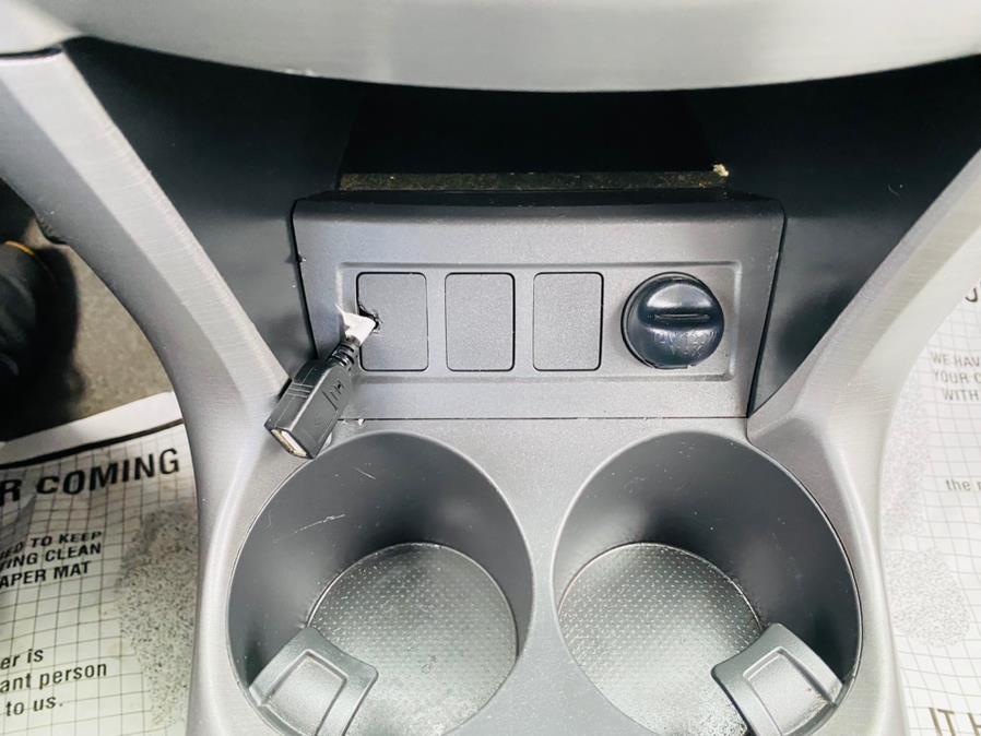 Used Toyota RAV4 4dr Base 4-cyl 4WD 2006 | Supreme Automotive. New Britain, Connecticut Used Toyota RAV4 4dr Base 4-cyl 4WD 2006 | Supreme Automotive. New Britain, Connecticut