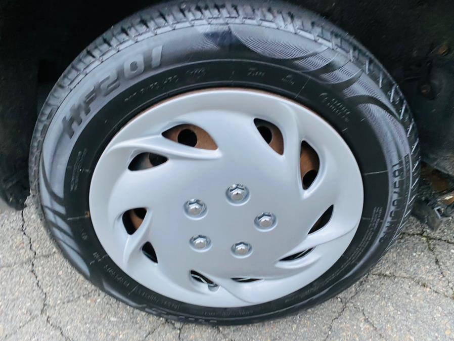 Used Toyota Corolla 4dr Sdn Manual CE (Natl) 2007 | Supreme Automotive. New Britain, Connecticut Used Toyota Corolla 4dr Sdn Manual CE (Natl) 2007 | Supreme Automotive. New Britain, Connecticut