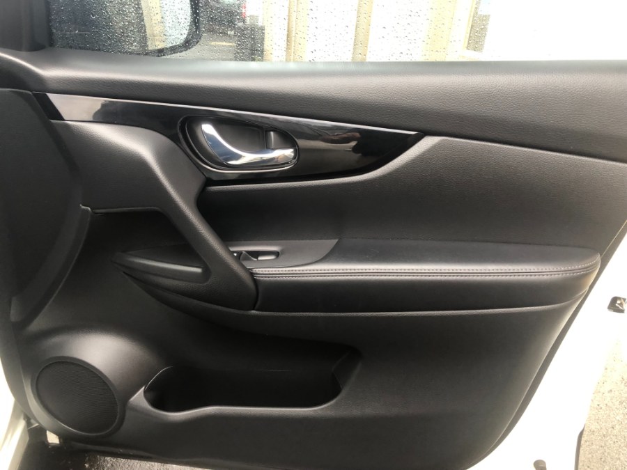 2017 Nissan Rogue Sport AWD SV, available for sale in Bristol, Connecticut | Bristol Auto Center LLC. Bristol, Connecticut 2017 Nissan Rogue Sport AWD SV, available for sale in Bristol, Connecticut | Bristol Auto Center LLC. Bristol, Connecticut