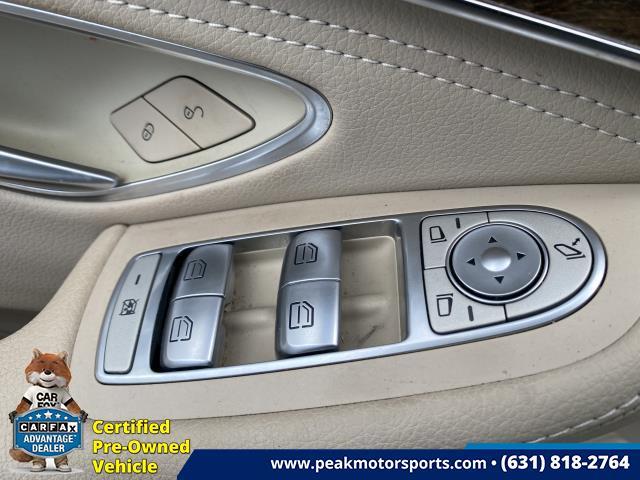 Used Mercedes-Benz C-Class 4dr Sdn C 300 Luxury 4MATIC 2015 | Peak Automotive Inc.. Bayshore, New York Used Mercedes-Benz C-Class 4dr Sdn C 300 Luxury 4MATIC 2015 | Peak Automotive Inc.. Bayshore, New York