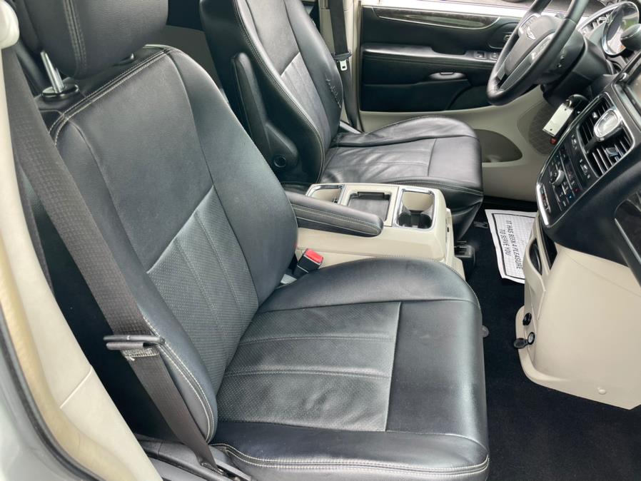 Used Chrysler Town & Country 4dr Wgn Touring 2012 | Mint Auto Sales. Islip, New York Used Chrysler Town & Country 4dr Wgn Touring 2012 | Mint Auto Sales. Islip, New York