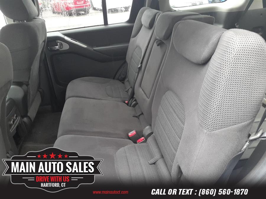 Used Nissan Pathfinder SE 4WD 2005 | Main Auto Sales LLC. Hartford, Connecticut Used Nissan Pathfinder SE 4WD 2005 | Main Auto Sales LLC. Hartford, Connecticut