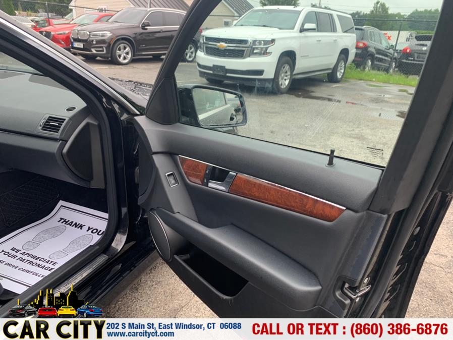 Used Mercedes-Benz C-Class 4dr Sdn C300 Luxury 4MATIC 2011 | Car City LLC. East Windsor, Connecticut Used Mercedes-Benz C-Class 4dr Sdn C300 Luxury 4MATIC 2011 | Car City LLC. East Windsor, Connecticut