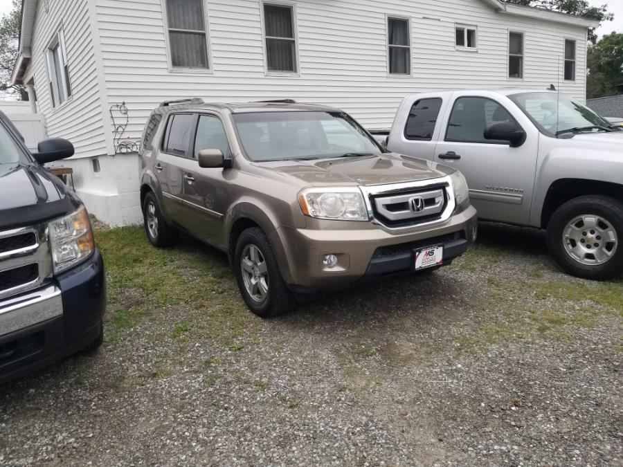 2011 Honda Pilot 4WD 4dr EX-L w/RES, available for sale in Milford, Connecticut | Adonai Auto Sales LLC. Milford, Connecticut 2011 Honda Pilot 4WD 4dr EX-L w/RES, available for sale in Milford, Connecticut | Adonai Auto Sales LLC. Milford, Connecticut