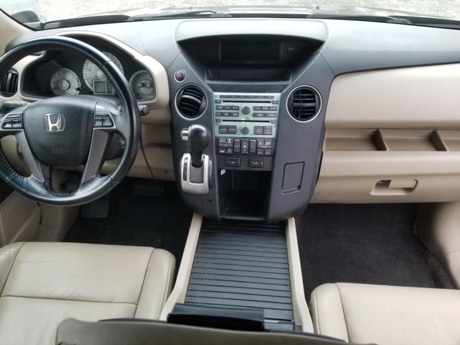 2011 Honda Pilot 4WD 4dr EX-L w/RES, available for sale in Milford, Connecticut | Adonai Auto Sales LLC. Milford, Connecticut 2011 Honda Pilot 4WD 4dr EX-L w/RES, available for sale in Milford, Connecticut | Adonai Auto Sales LLC. Milford, Connecticut