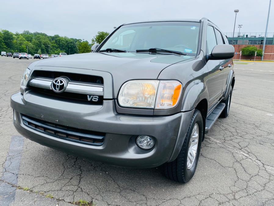 Used Toyota Sequoia 4dr Limited 4WD 2005 | Supreme Automotive. New Britain, Connecticut Used Toyota Sequoia 4dr Limited 4WD 2005 | Supreme Automotive. New Britain, Connecticut