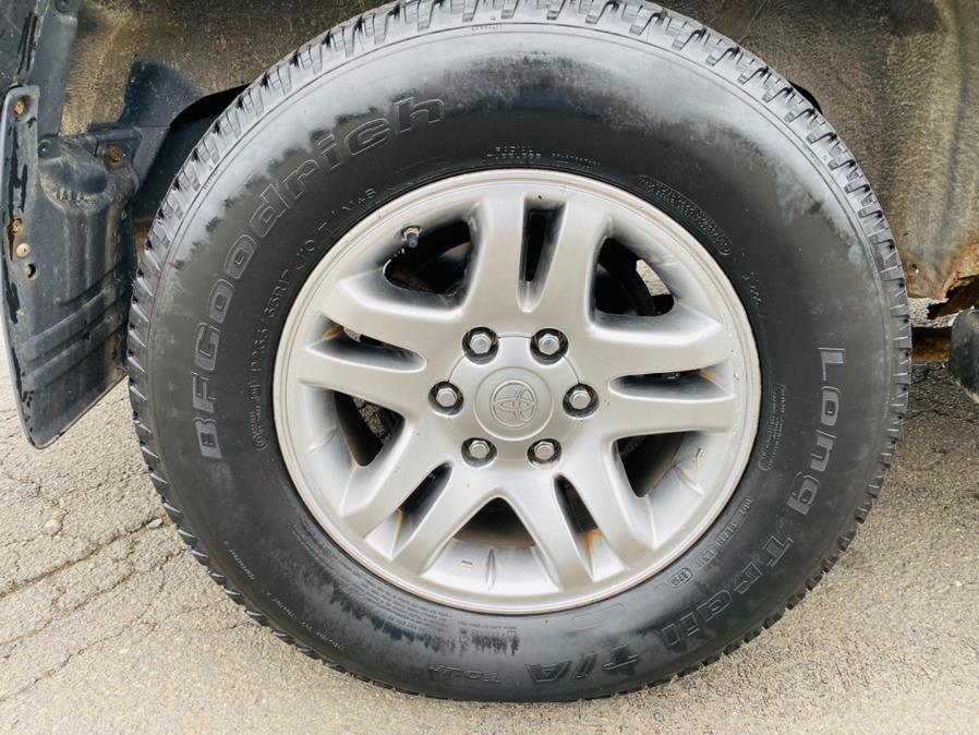 Used Toyota Sequoia 4dr Limited 4WD 2005 | Supreme Automotive. New Britain, Connecticut Used Toyota Sequoia 4dr Limited 4WD 2005 | Supreme Automotive. New Britain, Connecticut