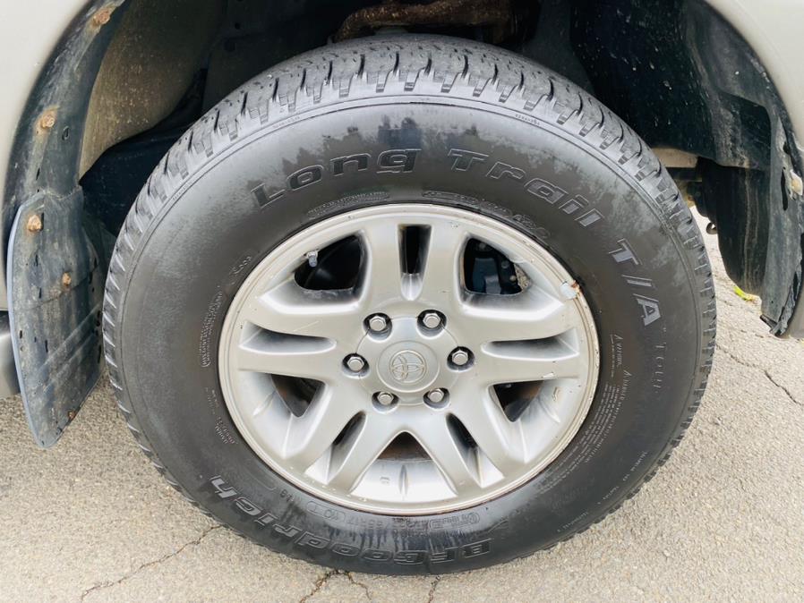 Used Toyota Sequoia 4dr Limited 4WD 2005 | Supreme Automotive. New Britain, Connecticut Used Toyota Sequoia 4dr Limited 4WD 2005 | Supreme Automotive. New Britain, Connecticut