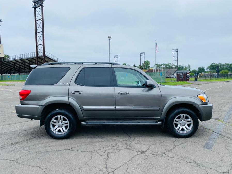 Used Toyota Sequoia 4dr Limited 4WD 2005 | Supreme Automotive. New Britain, Connecticut Used Toyota Sequoia 4dr Limited 4WD 2005 | Supreme Automotive. New Britain, Connecticut
