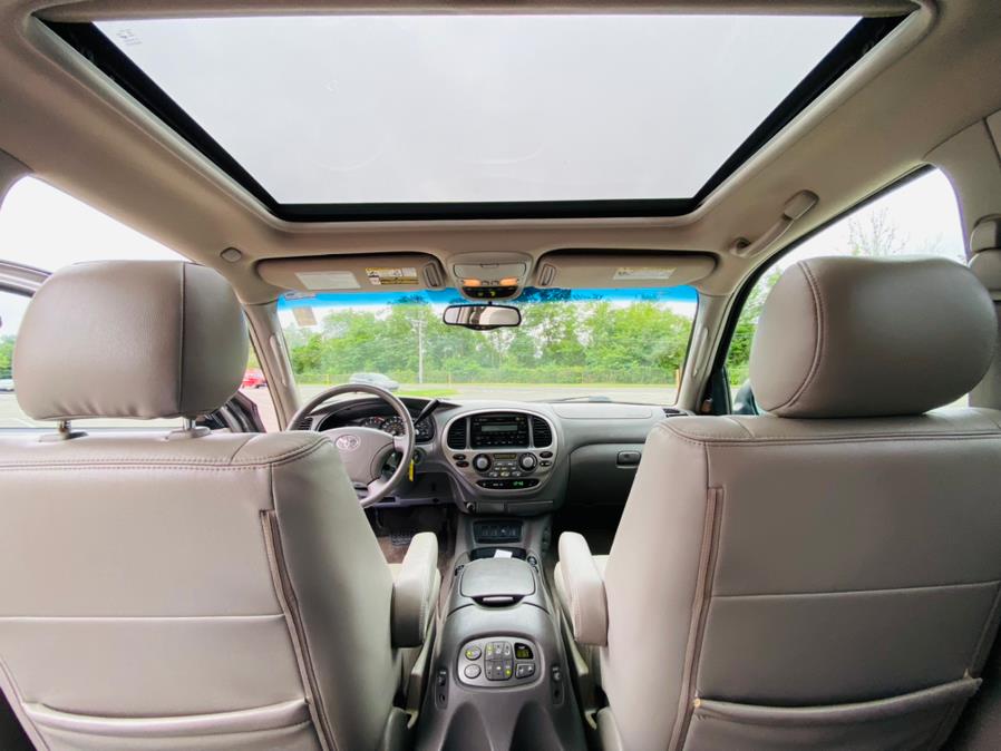 Used Toyota Sequoia 4dr Limited 4WD 2005 | Supreme Automotive. New Britain, Connecticut Used Toyota Sequoia 4dr Limited 4WD 2005 | Supreme Automotive. New Britain, Connecticut