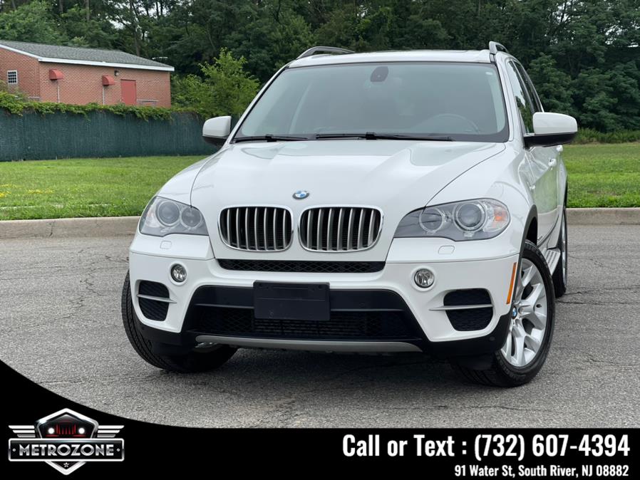 2013 BMW X5 AWD 4dr xDrive35i Sport Activity, available for sale in South River, New Jersey | Metrozone Motor Group. South River, New Jersey