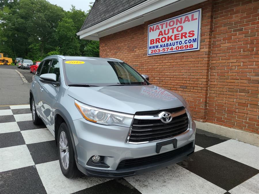 2015 Toyota Highlander AWD 4dr V6 XLE, available for sale in Waterbury, Connecticut | National Auto Brokers, Inc.. Waterbury, Connecticut 2015 Toyota Highlander AWD 4dr V6 XLE, available for sale in Waterbury, Connecticut | National Auto Brokers, Inc.. Waterbury, Connecticut