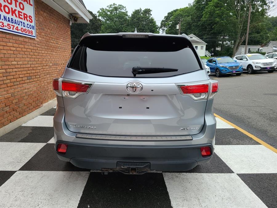 2015 Toyota Highlander AWD 4dr V6 XLE, available for sale in Waterbury, Connecticut | National Auto Brokers, Inc.. Waterbury, Connecticut 2015 Toyota Highlander AWD 4dr V6 XLE, available for sale in Waterbury, Connecticut | National Auto Brokers, Inc.. Waterbury, Connecticut