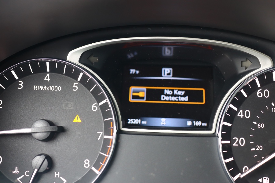 Used Nissan Altima 2.5 SR Sedan 2018 | Hillside Auto Mall Inc.. Jamaica, New York Used Nissan Altima 2.5 SR Sedan 2018 | Hillside Auto Mall Inc.. Jamaica, New York