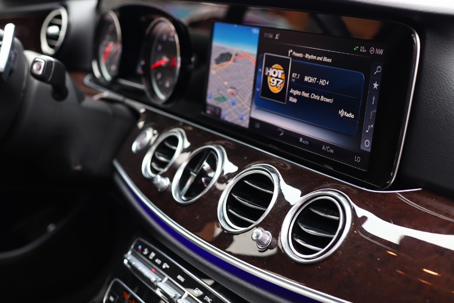 Used Mercedes-Benz E-Class E 300 Sport 4MATIC Sedan 2017 | Hillside Auto Mall Inc.. Jamaica, New York Used Mercedes-Benz E-Class E 300 Sport 4MATIC Sedan 2017 | Hillside Auto Mall Inc.. Jamaica, New York