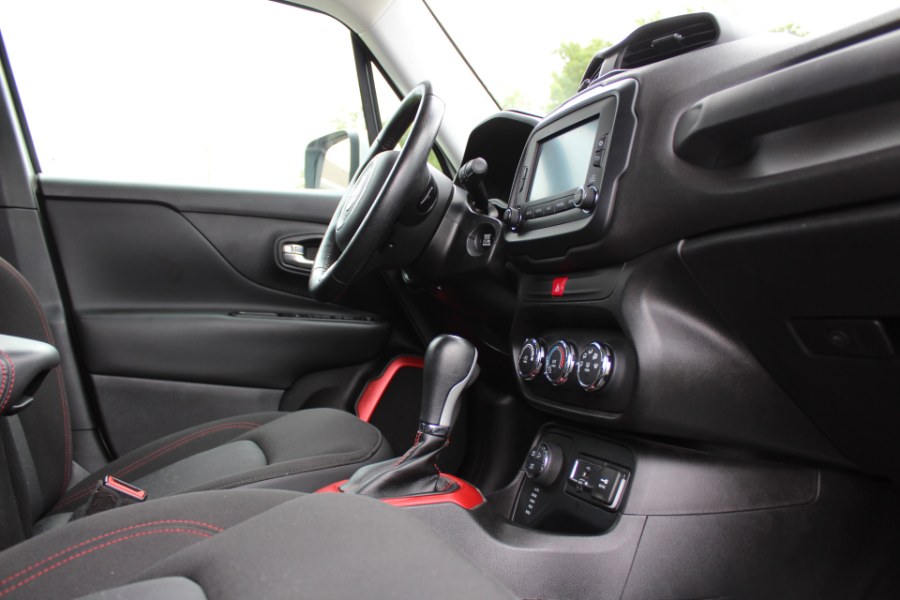 2016 Jeep Renegade 4WD 4dr Trailhawk, available for sale in Great Neck, New York | Great Neck Car Buyers & Sellers. Great Neck, New York 2016 Jeep Renegade 4WD 4dr Trailhawk, available for sale in Great Neck, New York | Great Neck Car Buyers & Sellers. Great Neck, New York