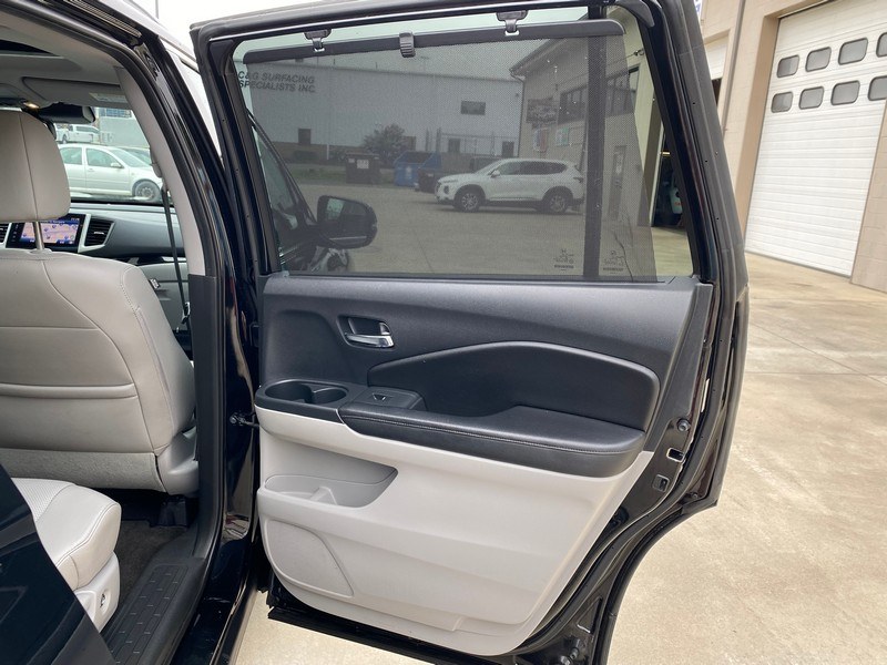 Used Honda Pilot AWD 4dr Elite w/RES & Navi 2016 | Union Street Auto Sales. West Springfield, Massachusetts Used Honda Pilot AWD 4dr Elite w/RES & Navi 2016 | Union Street Auto Sales. West Springfield, Massachusetts