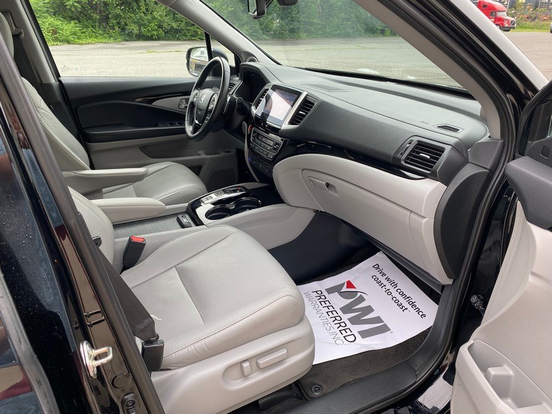 Used Honda Pilot AWD 4dr Elite w/RES & Navi 2016 | Union Street Auto Sales. West Springfield, Massachusetts Used Honda Pilot AWD 4dr Elite w/RES & Navi 2016 | Union Street Auto Sales. West Springfield, Massachusetts