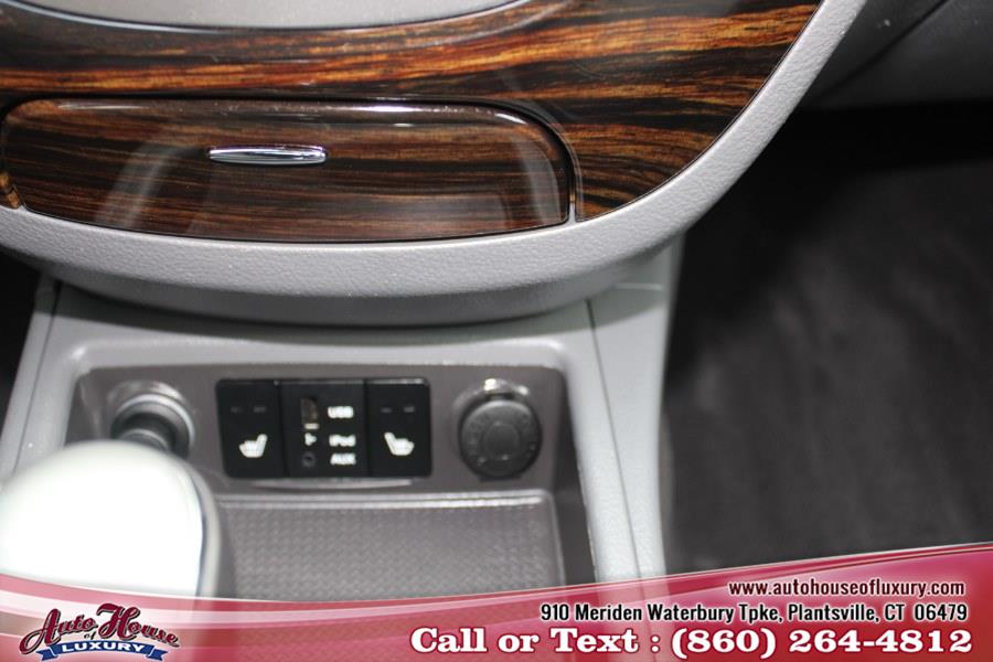 2012 Hyundai Santa Fe AWD 4dr V6 SE, available for sale in Plantsville, Connecticut | Auto House of Luxury. Plantsville, Connecticut 2012 Hyundai Santa Fe AWD 4dr V6 SE, available for sale in Plantsville, Connecticut | Auto House of Luxury. Plantsville, Connecticut