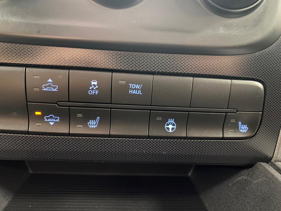 Used Ram 1500 Rebel 4x4 Crew Cab 5''7" Box 2017 | Power Motors East. Massapequa Park, New York Used Ram 1500 Rebel 4x4 Crew Cab 5''7" Box 2017 | Power Motors East. Massapequa Park, New York