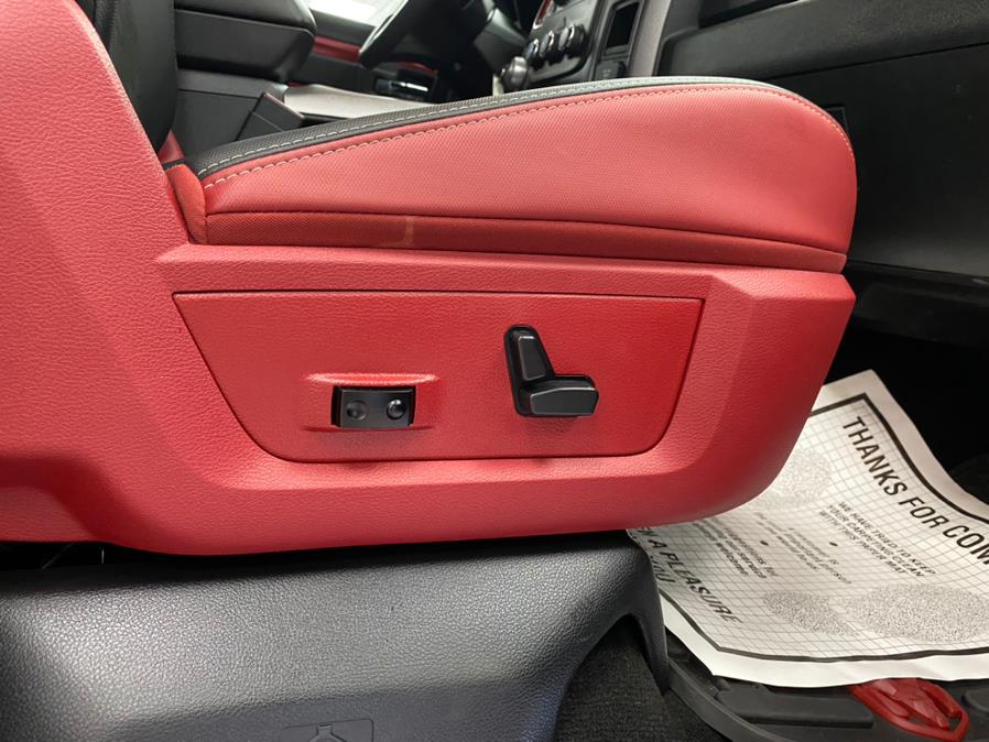 Used Ram 1500 Rebel 4x4 Crew Cab 5''7" Box 2017 | Power Motors East. Massapequa Park, New York Used Ram 1500 Rebel 4x4 Crew Cab 5''7" Box 2017 | Power Motors East. Massapequa Park, New York