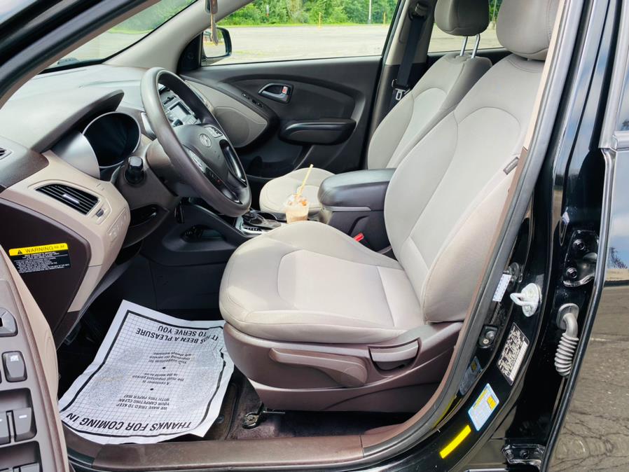2015 Hyundai Tucson AWD 4dr GLS, available for sale in New Britain, Connecticut | Supreme Automotive. New Britain, Connecticut 2015 Hyundai Tucson AWD 4dr GLS, available for sale in New Britain, Connecticut | Supreme Automotive. New Britain, Connecticut