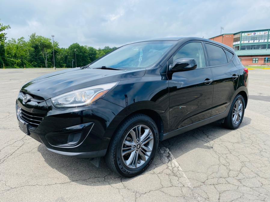 2015 Hyundai Tucson AWD 4dr GLS, available for sale in New Britain, Connecticut | Supreme Automotive. New Britain, Connecticut 2015 Hyundai Tucson AWD 4dr GLS, available for sale in New Britain, Connecticut | Supreme Automotive. New Britain, Connecticut