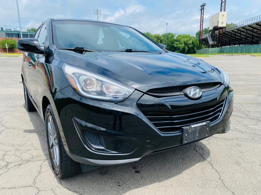 2015 Hyundai Tucson AWD 4dr GLS, available for sale in New Britain, Connecticut | Supreme Automotive. New Britain, Connecticut 2015 Hyundai Tucson AWD 4dr GLS, available for sale in New Britain, Connecticut | Supreme Automotive. New Britain, Connecticut