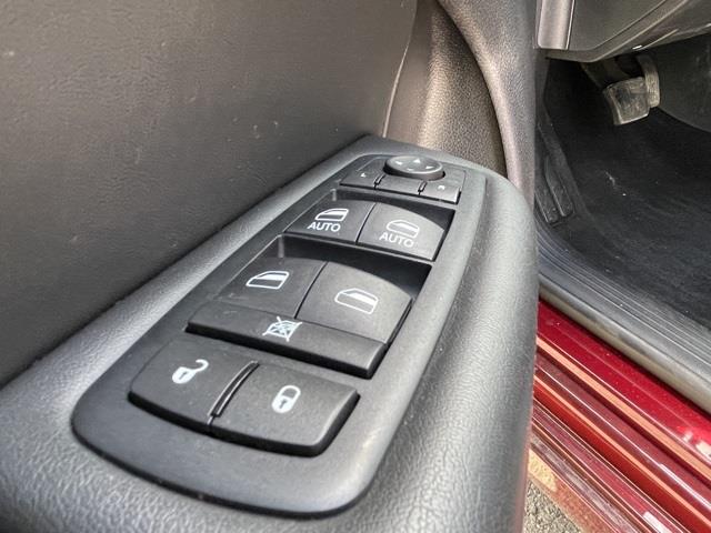 Used Chrysler 200 S 2016 | Blasius Federal Road. Brookfield, Connecticut Used Chrysler 200 S 2016 | Blasius Federal Road. Brookfield, Connecticut