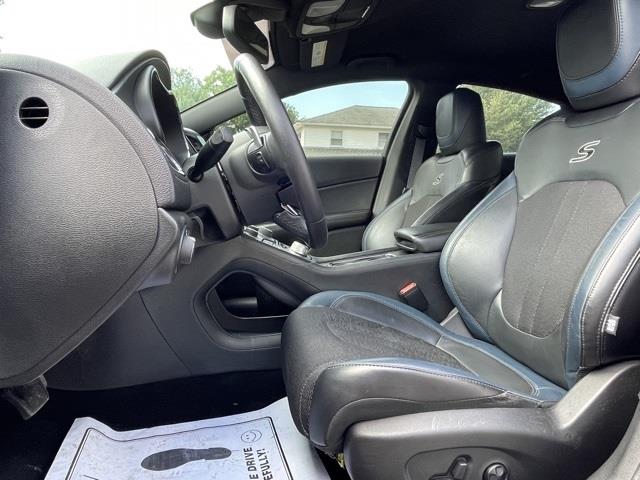 Used Chrysler 200 S 2016 | Blasius Federal Road. Brookfield, Connecticut Used Chrysler 200 S 2016 | Blasius Federal Road. Brookfield, Connecticut
